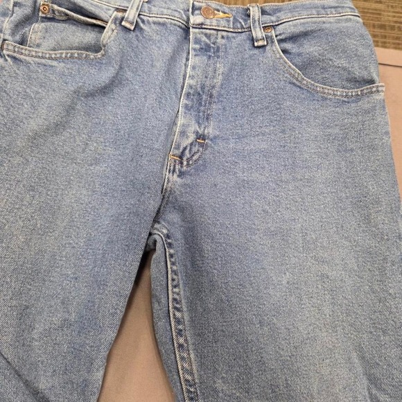 Wrangler Other - Wrangler Men's 32x30 Straight Leg Jeans Light Wash Cotton  1096FXVDB  Stretch